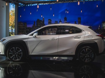 Lexus UX jest już w Polsce